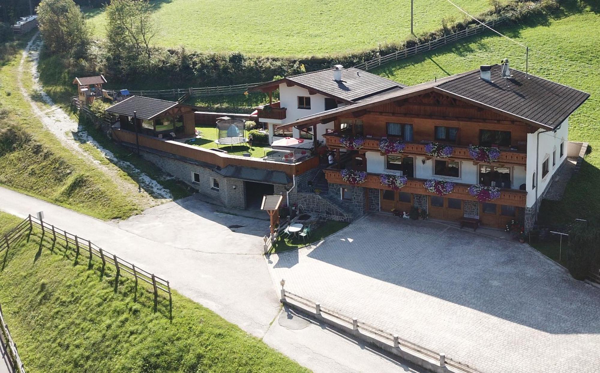 Landhaus Maria ノイシュティフト・イム・シュトゥーバイタール エクステリア 写真