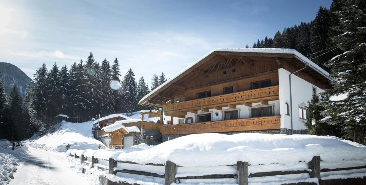 Landhaus Maria ノイシュティフト・イム・シュトゥーバイタール エクステリア 写真